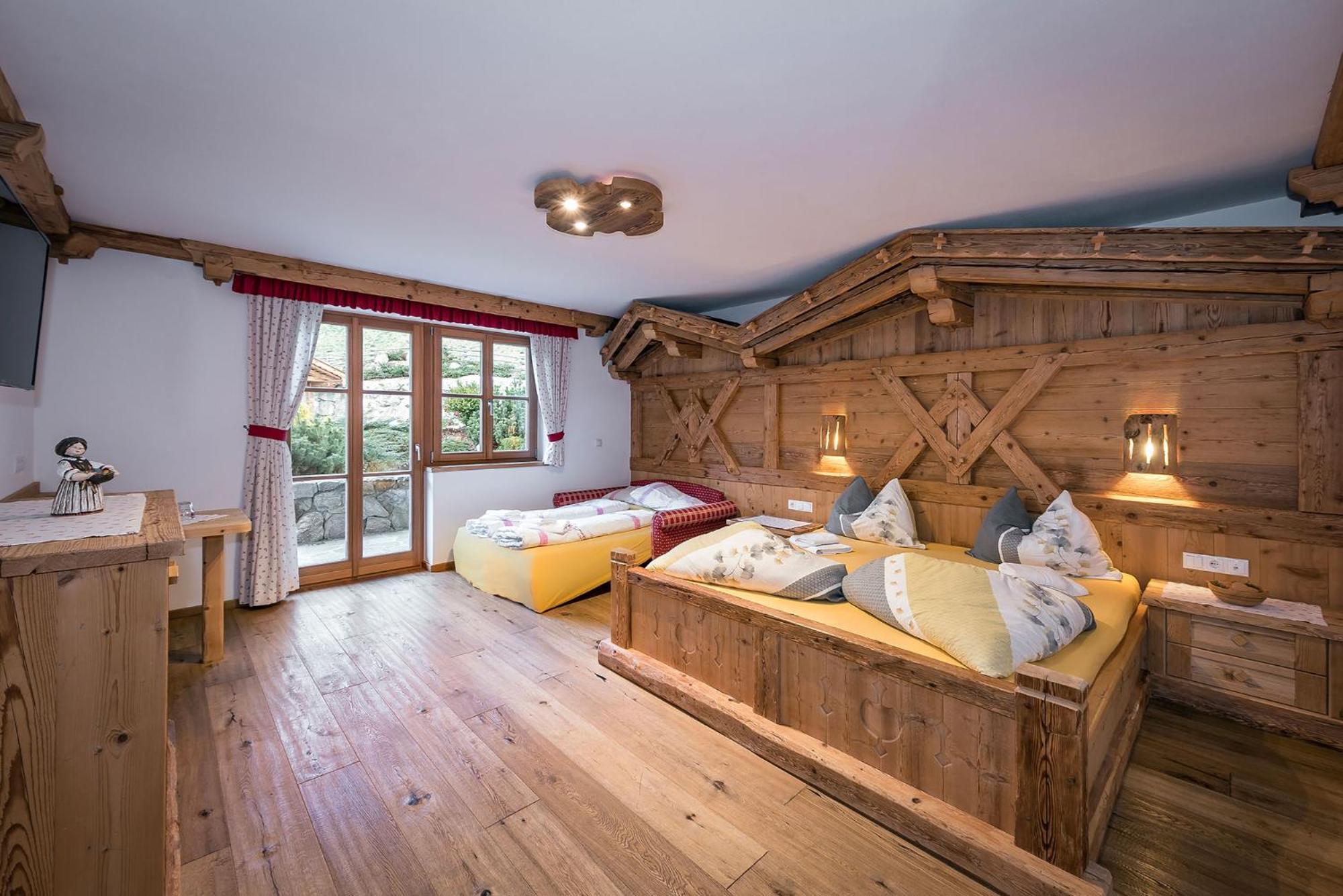 Chalets Almdorf Haidenberg Брунико Номер фото