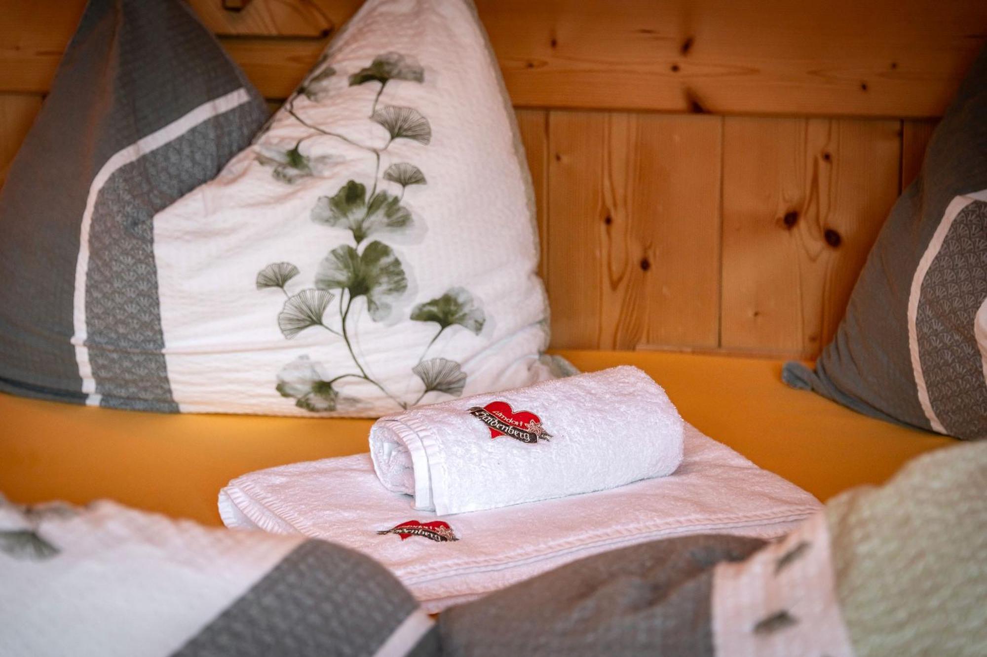 Chalets Almdorf Haidenberg Брунико Номер фото