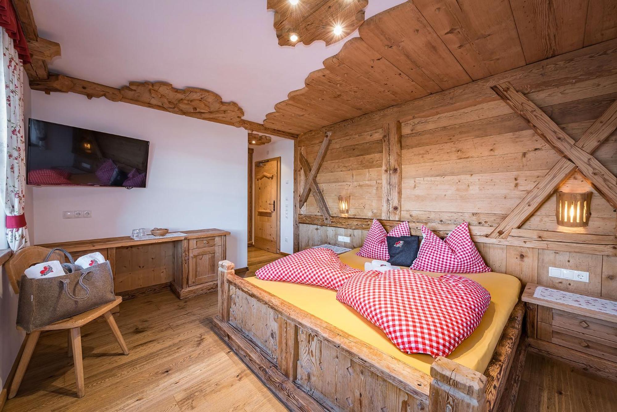 Chalets Almdorf Haidenberg Брунико Номер фото